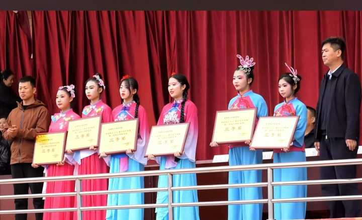 202510251761360421158658.png 微信图片_20251025103242_41_2.png